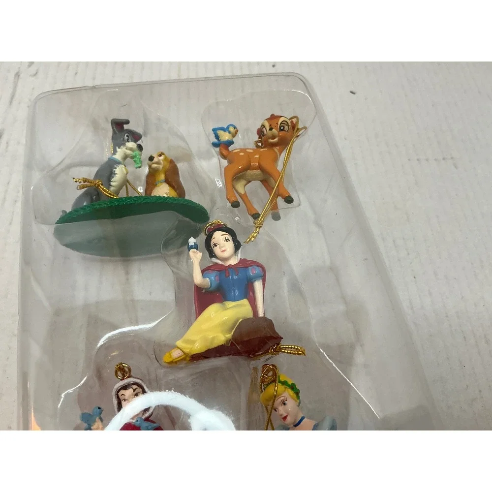 Enesco Vintage Disney Classics 5 Piece Ornament Set Snow White Cinderella Bambi